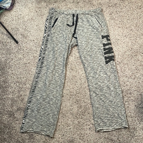 PINK Victoria’s Secret Gray Low Rise Y2K Wide Leg Sweatpants Size Small - Picture 3 of 7